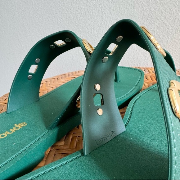 Larroude Women’s Milan Grommet Thong Sandals Size 10/11 in Green - Picture 7 of 13